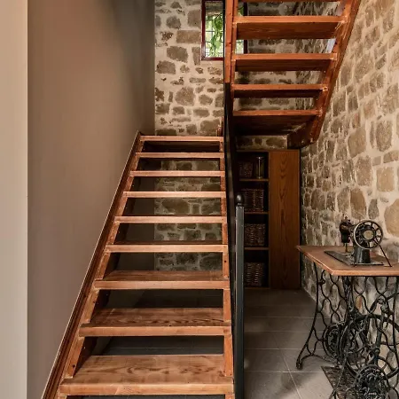 Geracasa Stone Apartman *