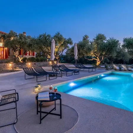 Апартаменты Geracasa Stone Meson Yerakarion