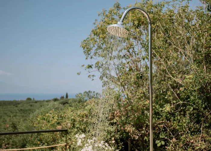 アパート Geracasa Stone Méson Yerakaríon