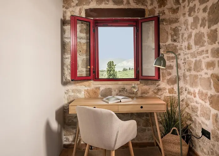 Geracasa Stone アパート Méson Yerakaríon