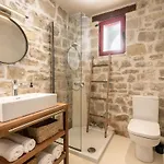 Apartment Geracasa Stone