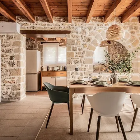 Geracasa Stone Apartment